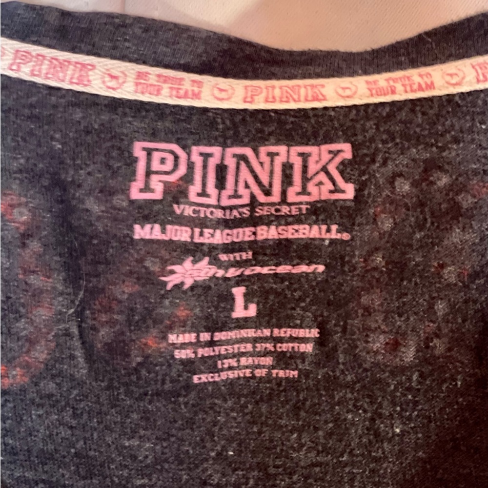 PINK Victoria’s Secret  Woman’s V Neck Boston Red Sox T Shirt Size L Gem Detail - Picture 3 of 5